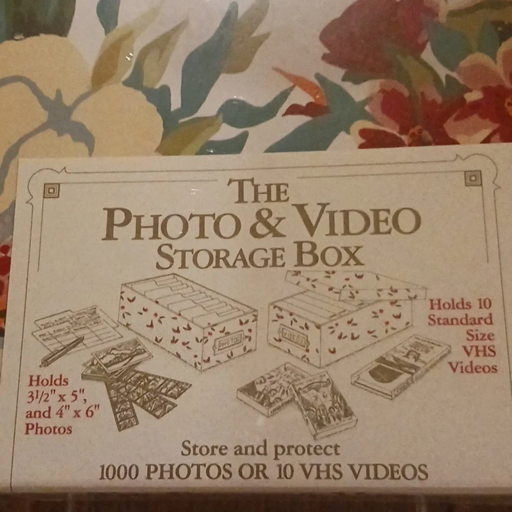 Photo &Video Storage Box - Picture 2 of 11